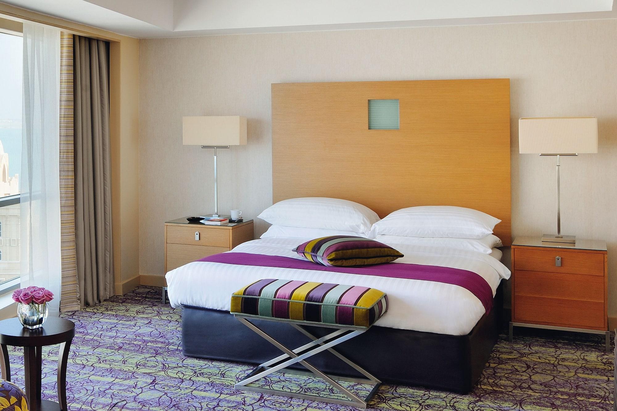 Qabila Westbay Hotel By Marriott Doha Extérieur photo A bedroom at the hotel