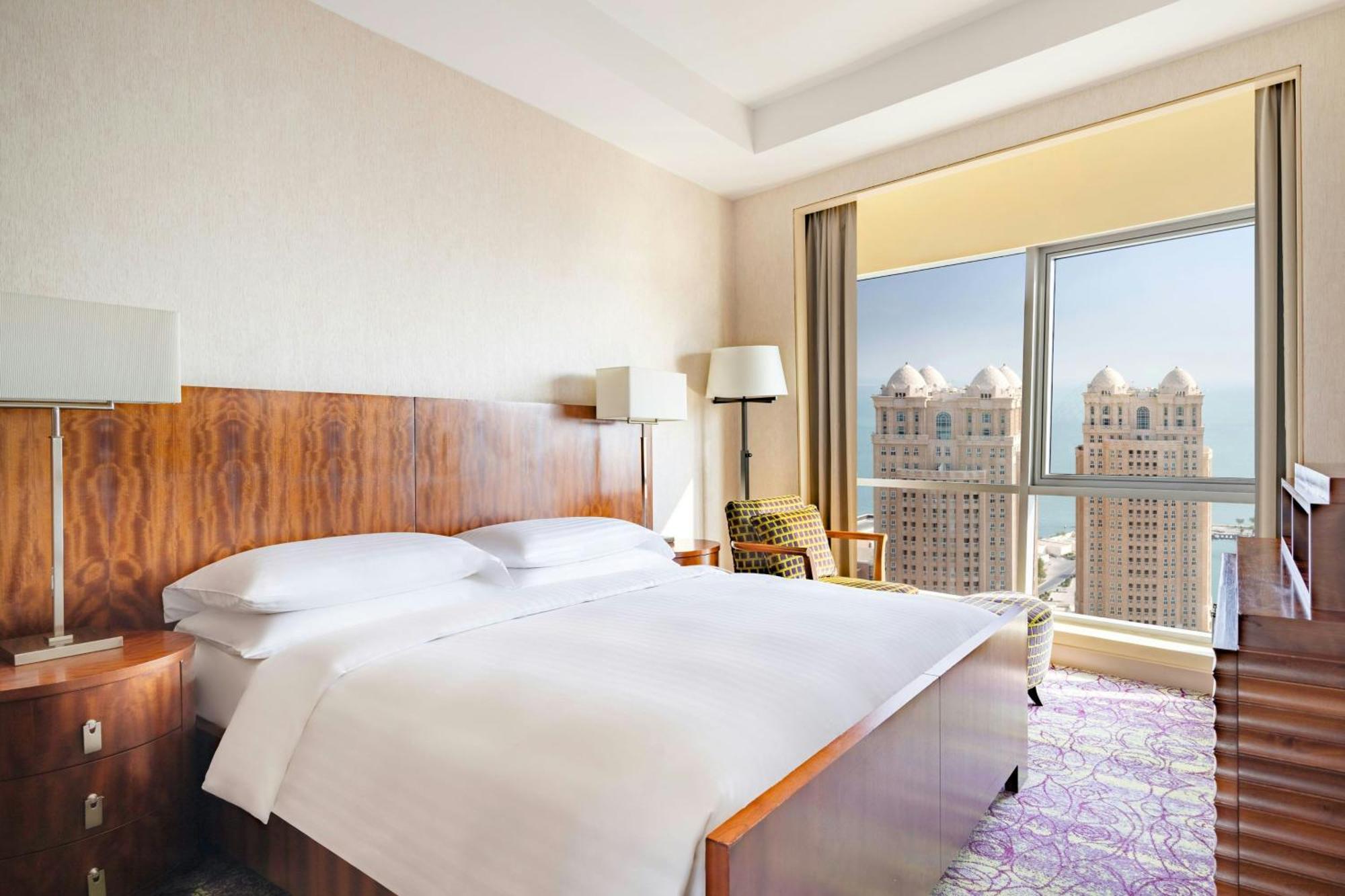 Qabila Westbay Hotel By Marriott Doha Extérieur photo A bedroom at the Jumeirah Atlantis